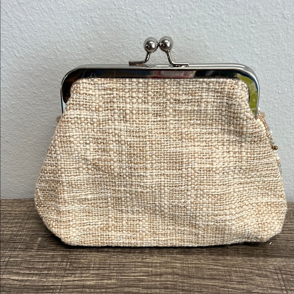 Beaded Cream & Gold Clutch w/ Crossbody Strap ✨ - Picture 3 of 11